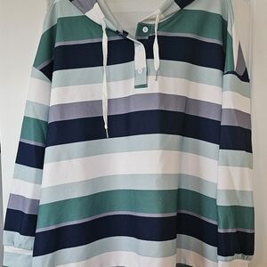 SHEIN Curve Navy & White Care-Label Pullover